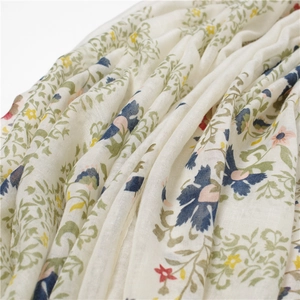 Écharpe en coton et lin à imprimé floral avec franges faites main pour le soleil