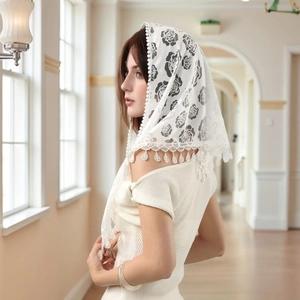 Vintage Rose Floral Lace Triangle Scarf Wedding Church Mantilla Veil With Water Drop Tassel Fringe Elegant Shawl For Women