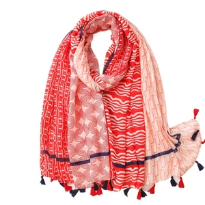Écharpe bohème en coton et lin avec motifs géométriques et pompons à franges