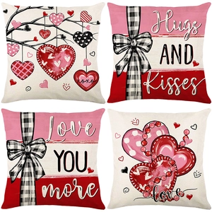 Juego de 4 fundas de cojín de San Valentín con diseños de corazones y letras románticas