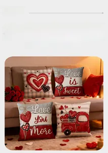 Set mit vier Valentinstag-Kissenbezügen mit Herzen und rotem Vintage-Truck-Design