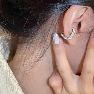 Heart Shape Ear Cuff Brass Micro Paved Zircon Non Piercing Clip On Earring Simple Elegant Fashion Jewelry Women
