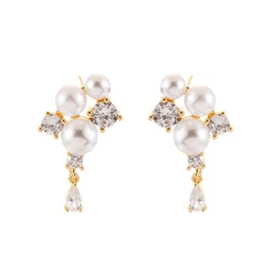 Elegant pearl and zircon stud earrings with pear-shaped pendant in gold finish