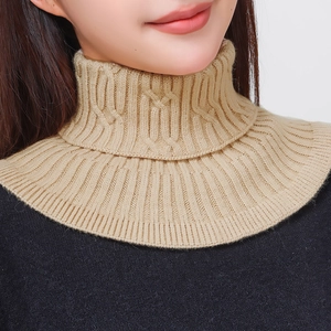 Beige kabelgebreide coltrui voor dames warme winter gebreide halswarmer sjaal