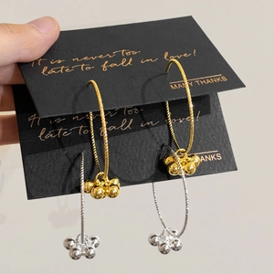 Créoles Minimalistes Avec Glands De Boules Métalliques Suspendus Cuivre Bijoux De Mode Luxe Tendance Cadeau Femmes