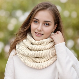 Chunky knit infinity scarf in cream white, warm winter neck warmer for outdoor wear