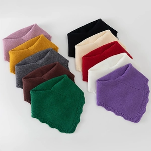 Cache-cou en Tricot d'Hiver pour Femme Écharpe en Polyester Couleur Unie Bord à Volants Faux Col Cache-cou Triangle pour Temps Froid