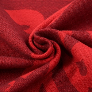 Red festive knitted scarf with heart jacquard pattern for Chinese New Year gifts