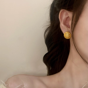 Elegant gold-tone woven texture sphere stud earrings with a vintage hollow mesh design