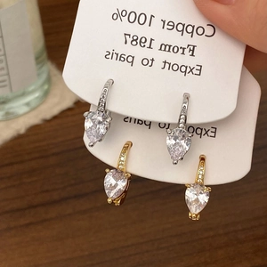 Boucles D Oreilles Créoles Élégantes Avec Pendentif En Zircon Coeur En Cuivre Bijoux Pour Femmes Style Coréen Simple