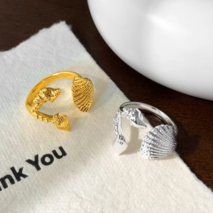 Eleganti anelli con conchiglie in oro e argento con design regolabile stile mare