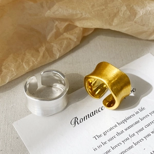 Bürstenmetall verstellbare breite offene Ringe in Gold und Silber für Damen