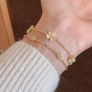 Double Layer Bracelet Copper Cat Eye Stone Flower Clover Pendant Rhinestone Fashion Jewelry For Women Elegant Lightweight