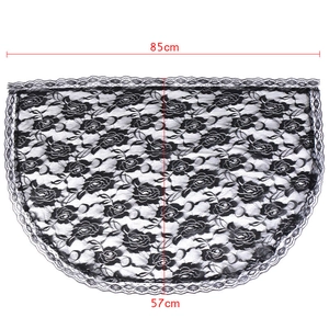 Voile de mariée court en dentelle noire avec broderie florale de 85 cm sur 57 cm de haut