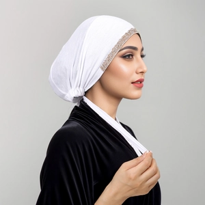 Damen Casual Einifarbig Polyester Turban Hut Strass Verzierung Elastisches Kopftuch Mode Haarschmuck