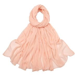 Écharpe hijab longue froissée en coton rose pêche pour femme avec bords roulés légers