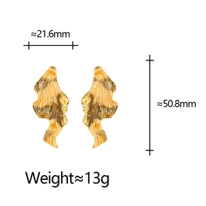Modern wavy gold statement earrings with elegant pleated design and artistic silhouette