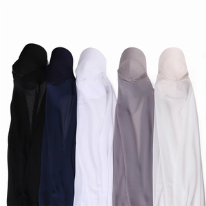 Berretto da baseball con sciarpa velo in chiffon traspirante per protezione solare.