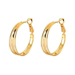 Boucles d'oreilles créoles dorées multicouches avec motifs en losange pour un look moderne