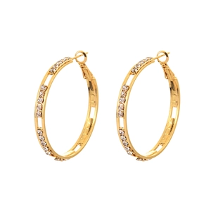 Créoles classiques plaquées or avec incrustation de zircone étincelante pour un look chic