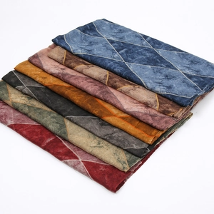 Multi-color geometric rhombic pattern pashmina scarves in soft folded winter fabric