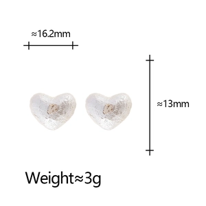 Détails des boucles d'oreilles perles de coton en forme de cœur avec dimensions précises