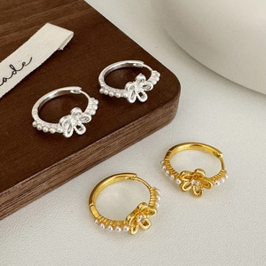 Hollow Flower Artificial Pearl Hoop Earrings Gold Silver Plated Copper Earring Post Zircon Elegant Fashion Jewelry For Women
