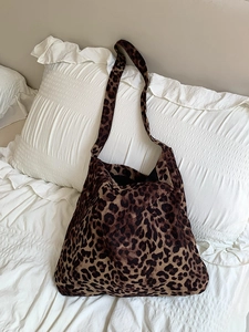Women Corduroy Leopard Print Shoulder Bag Large Capacity Casual Tote Handbag Vintage Commuter Everyday Shopper Bag