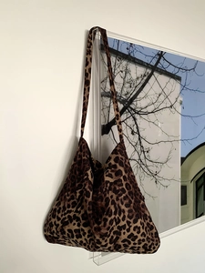 Large capacity leopard print corduroy tote bag with minimalist triangular slouchy shape
