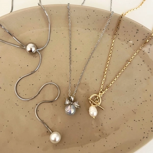 Freshwater Pearl Pendant Necklace Copper French Minimalist Elegant Snake Chain Box Chain OT Toggle Clasp For Women Jewelry