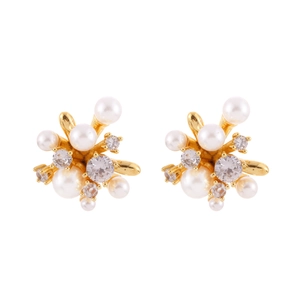 Elegant cluster stud earrings with white pearls and sparkling cubic zirconia in gold