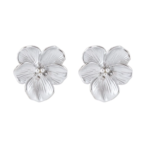 Elegant floral stud earrings with silver petals, white pearls and sparkling rhinestones