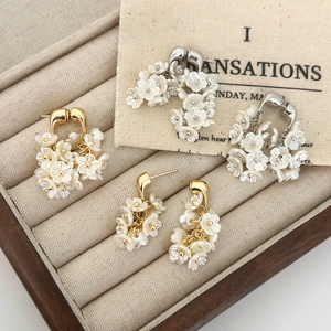 Boucles D'oreilles Pendantes Fleurs Vintage Français Pour Femmes En Cuivre Avec Pétales En Résine Bijoux Élégants