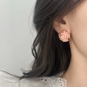 Elegant coral red oil-drip rose flower stud earrings with silver metal edges for women