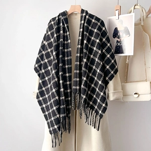 Women's Thick Warm Winter Scarf Classic Plaid Pattern Long Tassel Shawl Wrap Soft Polyester Imitation Cashmere Scarf