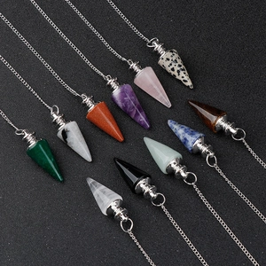 Kegelförmige Naturstein-Pendelanhänger aus Amethyst und Rosenquarz für Yoga Meditation