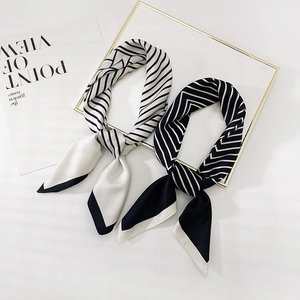 Élégants foulards étroits rayés en soie pour femmes style professionnel noir et blanc