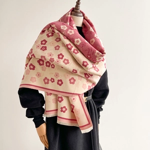Classic double-sided floral cashmere scarf for women in dark pink and beige with fringe