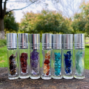 Natural Crystal Stone Chips Glass Roller Bottles For Essential Oils Perfume Refillable Healing Energy Spiritual Wishing Jars Metal Lids