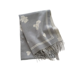 Châle gris imitation cachemire à motif jacquard ours et cœur avec franges