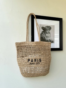 Stroh-Einkaufstasche mit Paris-Stickerei und Hohlwebe-Design für den Sommerstrandurlaub