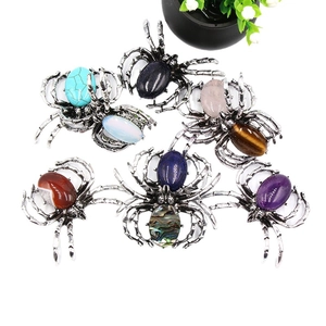 Pendentifs araignée avec pierres colorées comme turquoise et améthyste en argent
