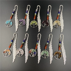 Vintage Alloy Feather Bookmark With Natural Stone Tree Of Life Pendant Seven Chakra Healing Crystal Beads For Book Lovers Gift