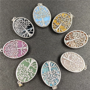 Pendentifs Arbre de Vie en argent avec diverses pierres fines comme l'agate et le quartz