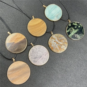 Vintage Natural Crystal Round Stone Pendant Necklace Gold Plated Alloy Border Rose Quartz Amazonite Bohemian Jewelry For Women