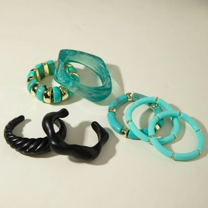 Acrylic curved tube stretch beaded bracelet set with retro resin turquoise bangles