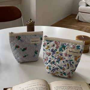 Trousse De Maquillage En Coton Matelassé Imprimé Floral À Carreaux Pochette Cosmétique À Fermeture Éclair