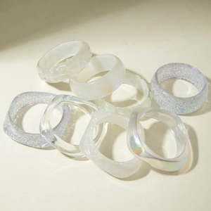 Lot de bracelets en résine translucide avec paillettes dorées et design nacré