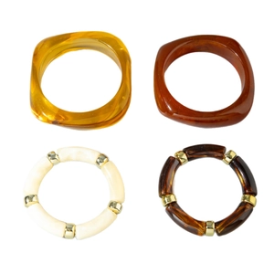 Retro resin bangle and stretch beaded bracelet set with tortoiseshell and amber patterns