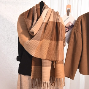 Écharpe d'Hiver Épaisse et Chaude pour Femme Imitation Cachemire Colorblock Plaid Tricot Côtelé Châle Avec Franges Longue Enveloppante